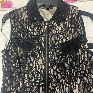 Andrew Marc lace dress new with tags size 10